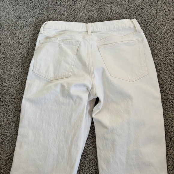 Abercrombie & Fitch The Boyfriend Mid Rise White Distressed Jeans Size 28/6 - Picture 7 of 8